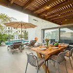 Arfna Villa *