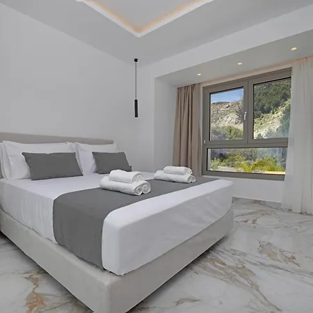 Villa Arfna Grand *