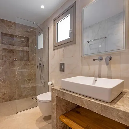 Arfna ヴィラ アファンドウ